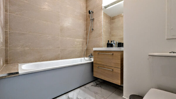 Appartement Saint Denis 2 pièce(s) 48.03 m2 – Bild 7