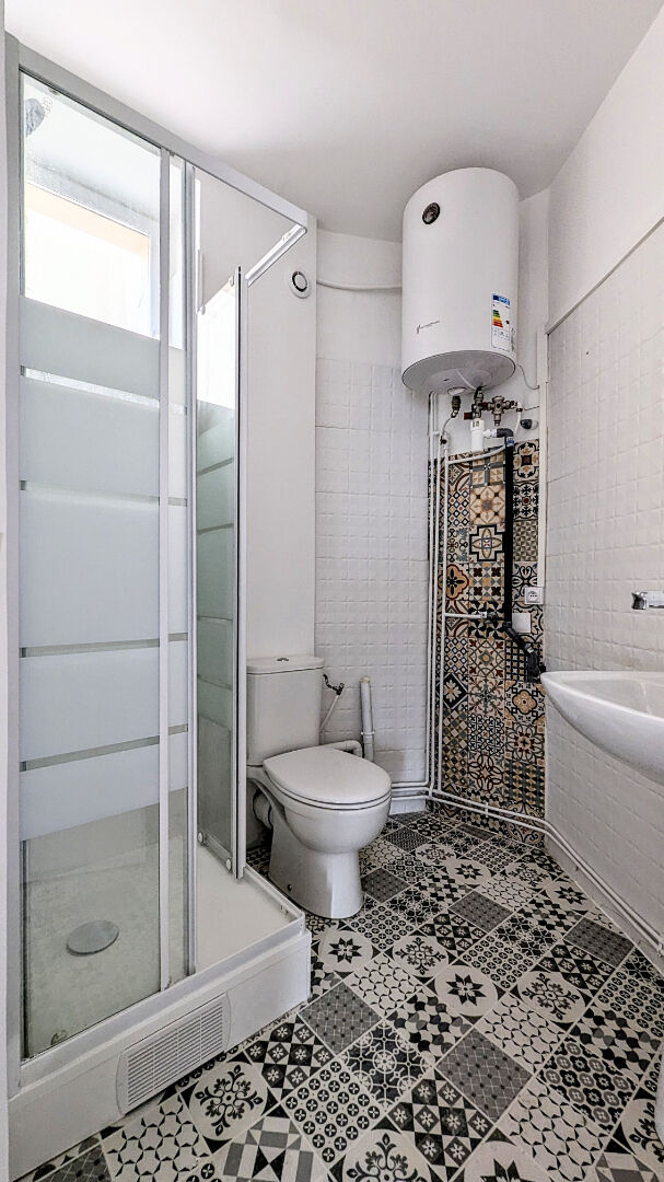 Appartement Saint Denis 1 pièce(s) 28.56 m2 - Image 5